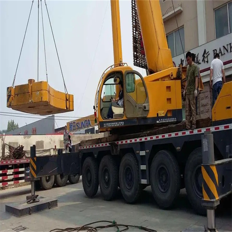 长寿当地吊车出租|机器吊装|75吨|工厂搬迁服务